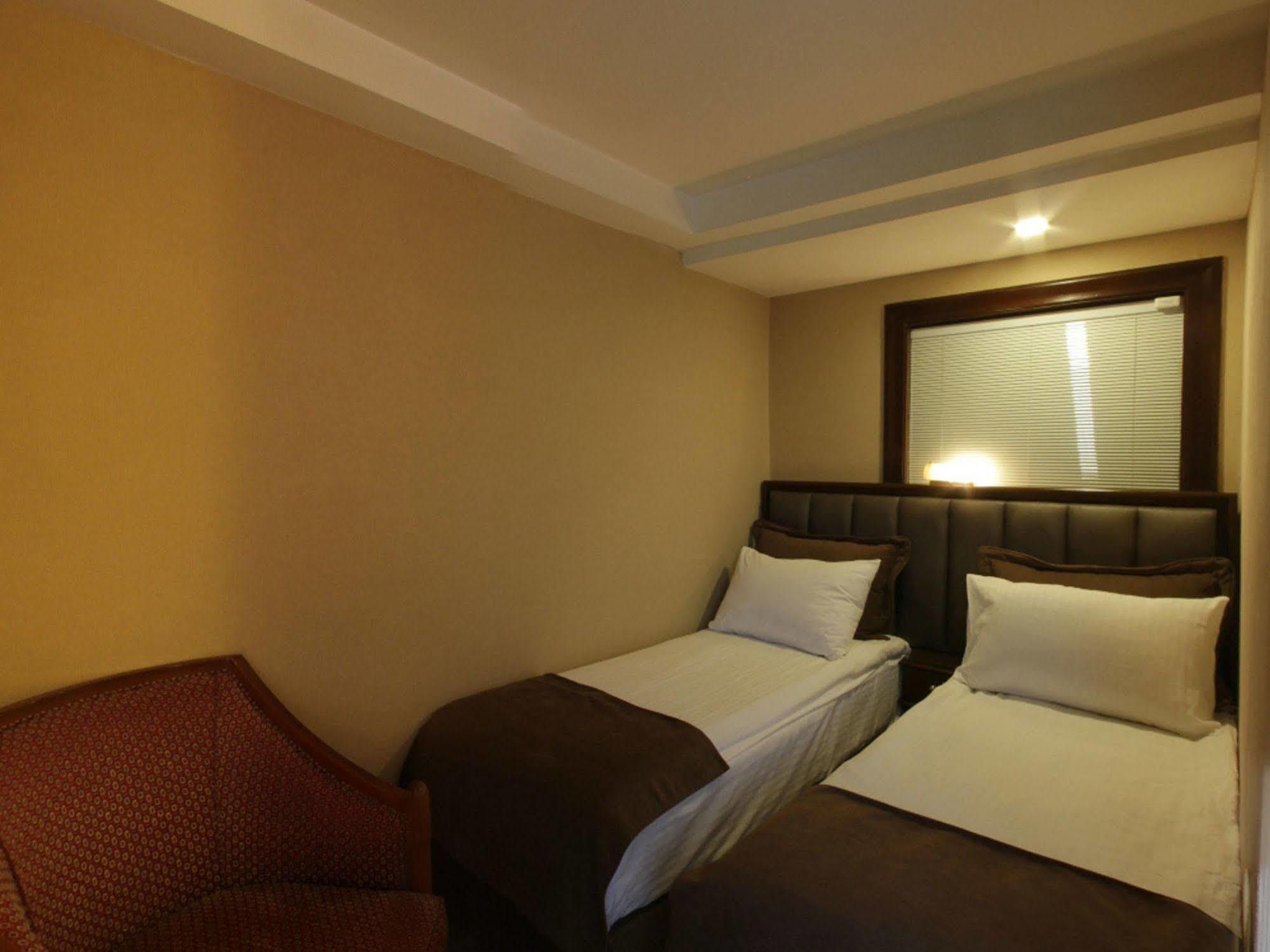 Moss Suites Hotel Istanbul Exterior photo