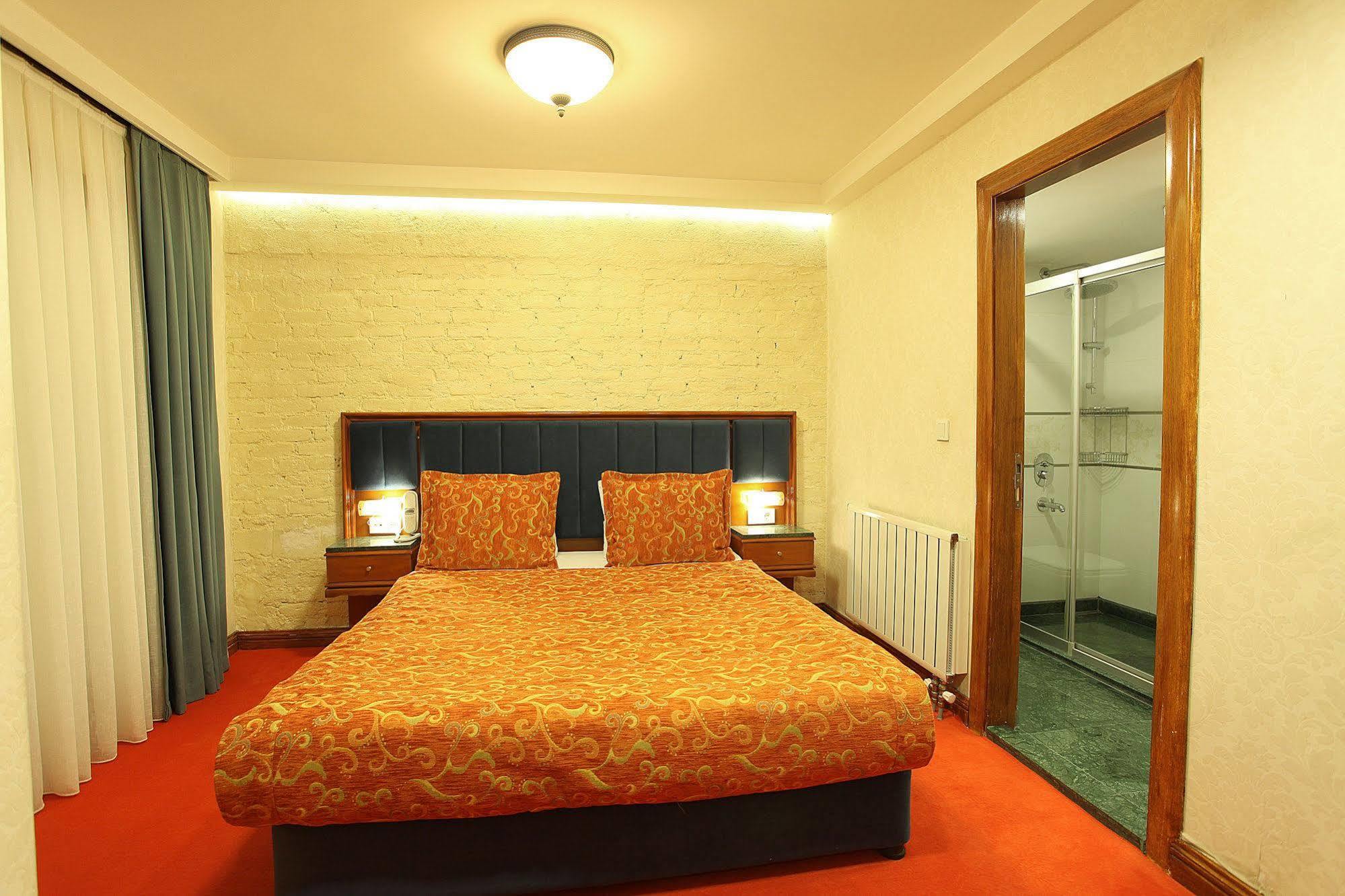 Moss Suites Hotel Istanbul Exterior photo